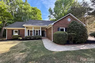 13025 Graymist Dr, Charlotte, NC 28215 - Photo 1