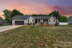 140 Clearview Rd, Statesville, NC 28625 - Photo 1