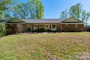 441 Hunters Glen Ln, Hendersonville, NC 28739 - Photo 1