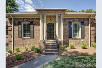 424 Walnut Point Drive, Matthews, NC 28105 - Photo 1