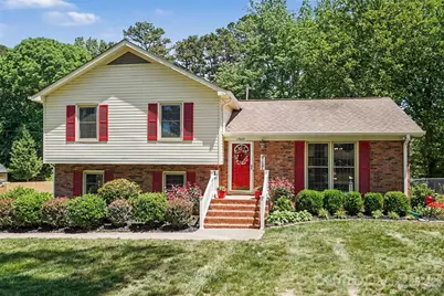 13611 Idlefield Lane, Matthews, NC 28105 - Photo 1