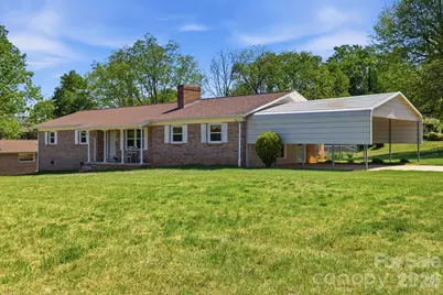 1480 21st Street NE, Hickory, NC 28601 - Photo 1