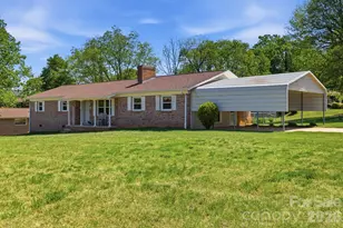 1480 21st St NE, Hickory, NC 28601 - Photo 1