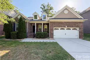 10313 Woodview Cir, Charlotte, NC 28277 - Photo 1