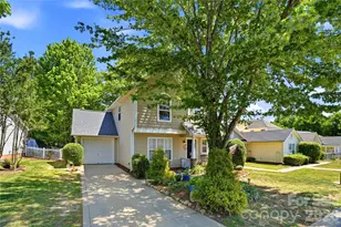 905 Matthews School Rd, Matthews, NC 28105 - Photo 1