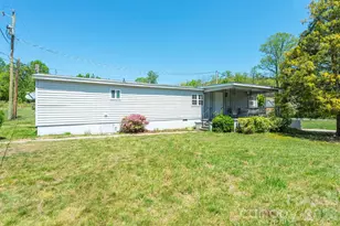 28 Brooks Cove Rd, Black Mountain, NC 28711 - Photo 1