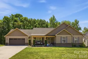 646 Marigold Dr, Kannapolis, NC 28083 - Photo 1