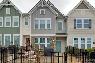 3329 Ada Ml Aly, Charlotte, NC 28205 - Photo 1