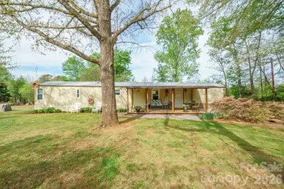 4021 26th Street Court NE, Hickory, NC 28601 - Photo 1