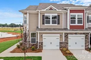 364 Creekview Rd, Hendersonville, NC 28792 - Photo 1