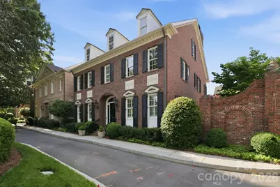 2044 Queens Road W, Charlotte, NC 28207 - Photo 1