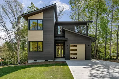 8 Campbell Street, Black Mountain, NC 28711 - Photo 1