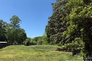 6405 Rockwell Blvd, Charlotte, NC 28269 - Photo 1