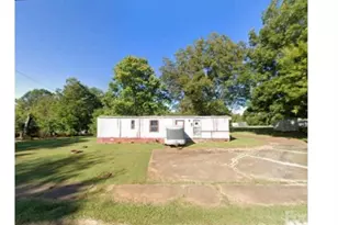 114 S Ervin Ave, Newton, NC 28658 - Photo 1