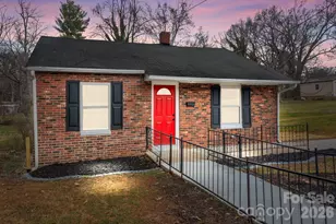 621 E Sharpe Street E, Statesville, NC 28677 - Photo 1