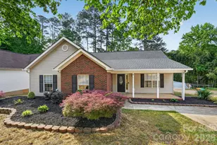 1539 Breckenwood Dr, Rock Hill, SC 29732 - Photo 1