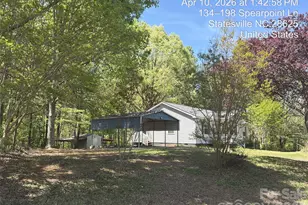 121 Spearpoint Ln, Statesville, NC 28625 - Photo 1