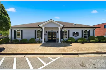 320 S Green Street, Morganton, NC 28655 - Photo 1