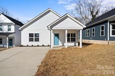 1562 7th Avenue Drive SW, Hickory, NC 28602 - Photo 1