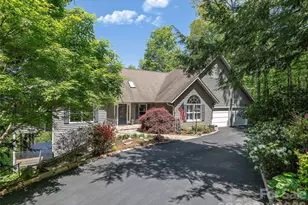 126 Stonebridge Dr, Hendersonville, NC 28739 - Photo 1