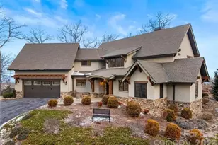 32 Crockett Ridge Rd, Black Mountain, NC 28711 - Photo 1