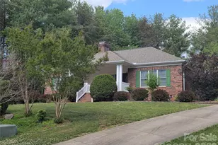 1613 Southpointe Dr, Morganton, NC 28655 - Photo 1