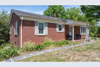 406 Swanson Drive SW, Lenoir, NC 28645 - Photo 1