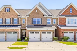 113 Clarendon St, Mooresville, NC 28117 - Photo 1