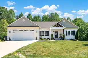 183 Falling Creek Dr, Statesville, NC 28625 - Photo 1