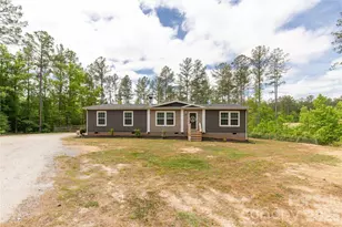 412 Mullinax Cir, Blacksburg, SC 29702 - Photo 1