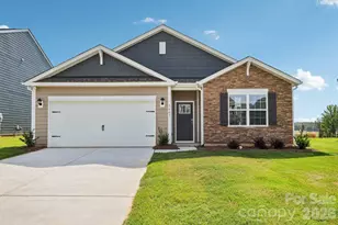 229 Farmwood Trl, Waynesville, NC 28786 - Photo 1