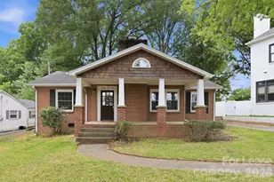 2910 Forest Park Dr, Charlotte, NC 28209 - Photo 1