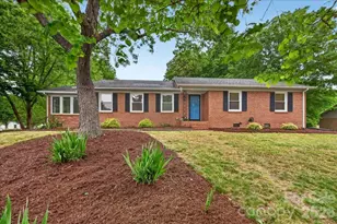 6219 Welford Rd, Charlotte, NC 28211 - Photo 1