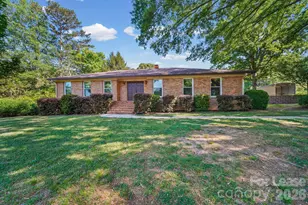 16301 Capps Rd, Charlotte, NC 28278 - Photo 1