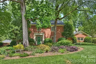 900 Greentree Dr, Charlotte, NC 28211 - Photo 1