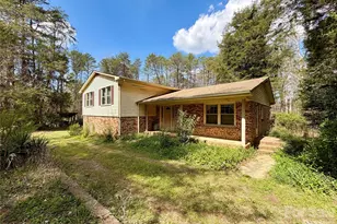 2925 Sparrow Springs Rd, Gastonia, NC 28052 - Photo 1