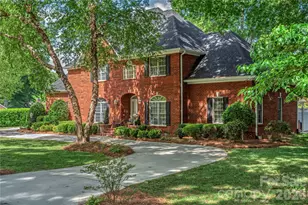 1209 S South St, Gastonia, NC 28052 - Photo 1