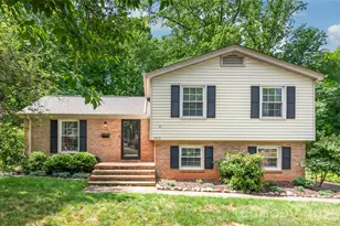2912 Spring Valley Rd, Charlotte, NC 28210 - Photo 1