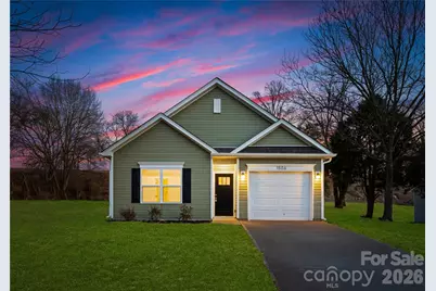 315 N Hoskins Road, Charlotte, NC 28216 - Photo 1