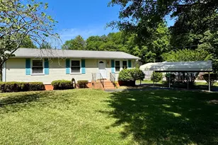 119 Morris Ave, Mount Holly, NC 28120 - Photo 1