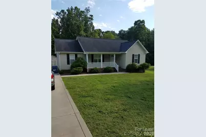 104 E Pine Street, Maiden, NC 28650 - Photo 1