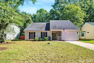 8327 Houndstooth Dr, Charlotte, NC 28227 - Photo 1