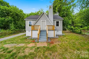 912 S Center St, Hickory, NC 28602 - Photo 1