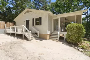609 Davis St, Lancaster, SC 29720 - Photo 1