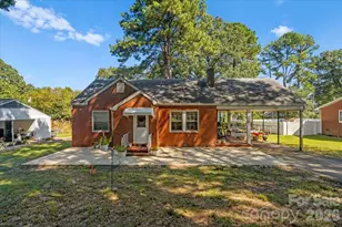 1222 E Park Dr, Gastonia, NC 28054 - Photo 1