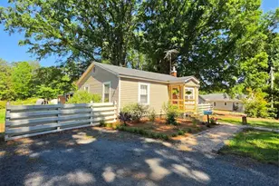 222 Carrie Dr, Oakboro, NC 28129 - Photo 1
