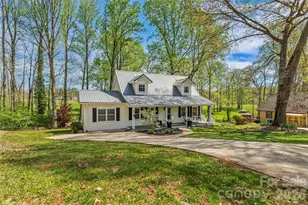 1548 Castell Ln, Hickory, NC 28601 - Photo 1