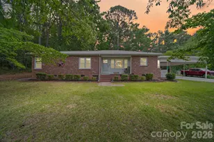 303 E Allenton St, Mount Gilead, NC 27306 - Photo 1