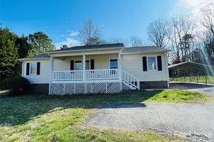 2499 Brookwood Rd, Lincolnton, NC 28092 - Photo 1