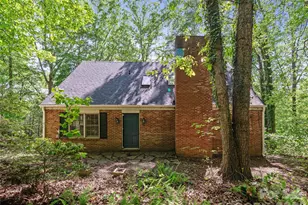 639 Hunter St, Burnsville, NC 28714 - Photo 1